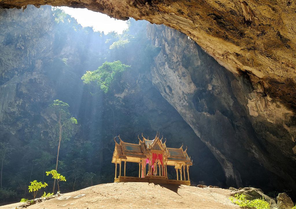 Grotta Phraya Nakhon Cave in Thailandia